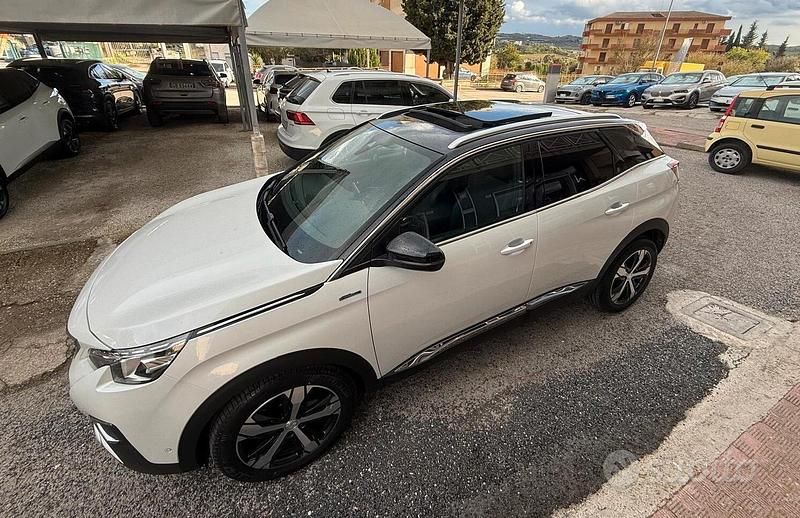 Usata Peugeot 3008 GT-line 150 CV (110 kW) 2018 Bianco SUV