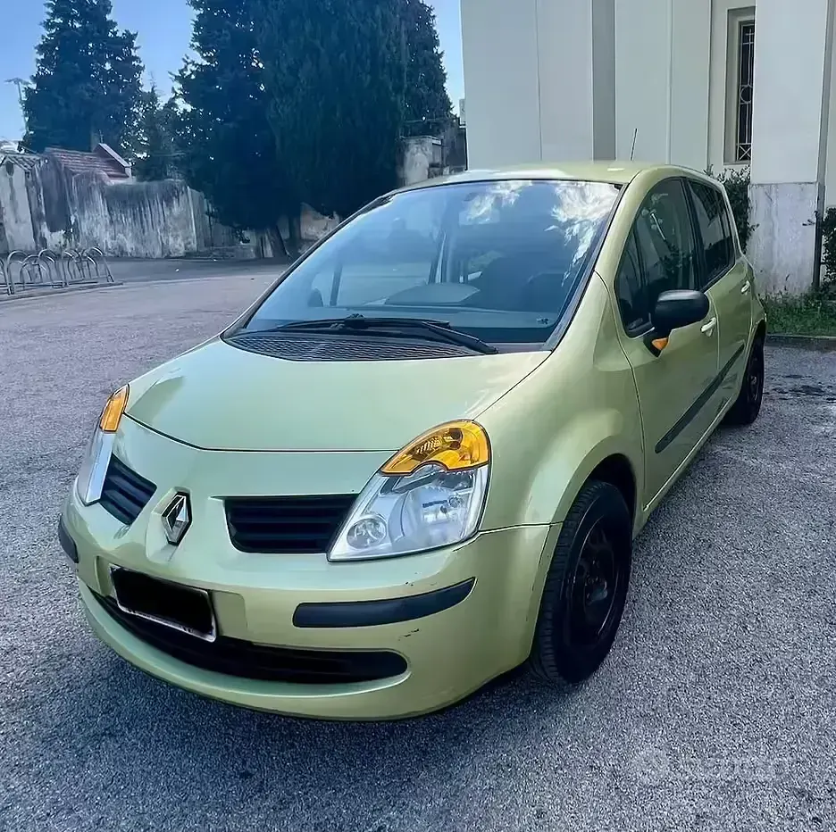 Usata Renault Modus 82 CV (60 kW) 2005 Verde Monovolume