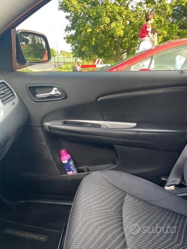 Usata Fiat Freemont 140 CV (102 kW) 2012 Grigio SUV