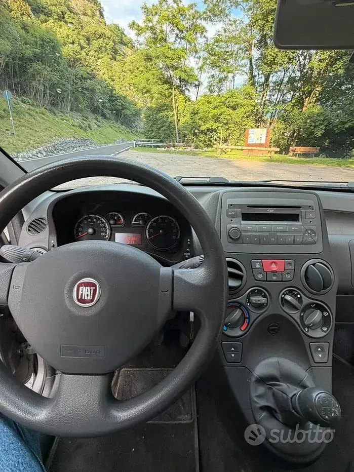 Usata Fiat Panda 4x4 75 CV (55 kW) 2011 Grigio Utilitaria