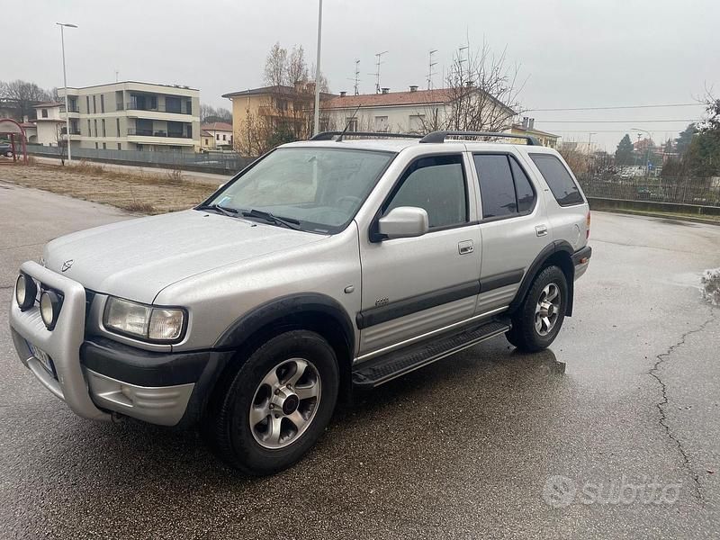 Usata Opel Frontera Limited 116 CV (85 kW) 2002 Grigio SUV