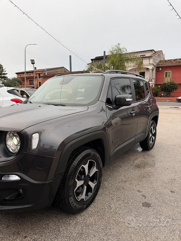 Usata Jeep Renegade 140 CV (102 kW) 2025 Grigio SUV