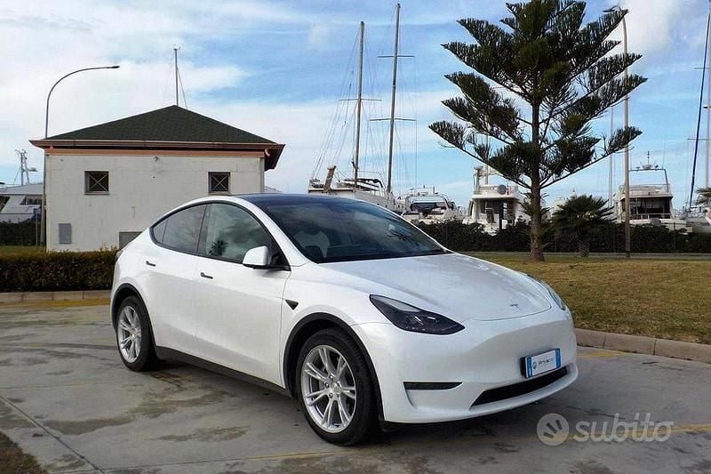 Usado Tesla Model Y Long Range AWD 152 kW (208 CV) 2022 Blanco SUV