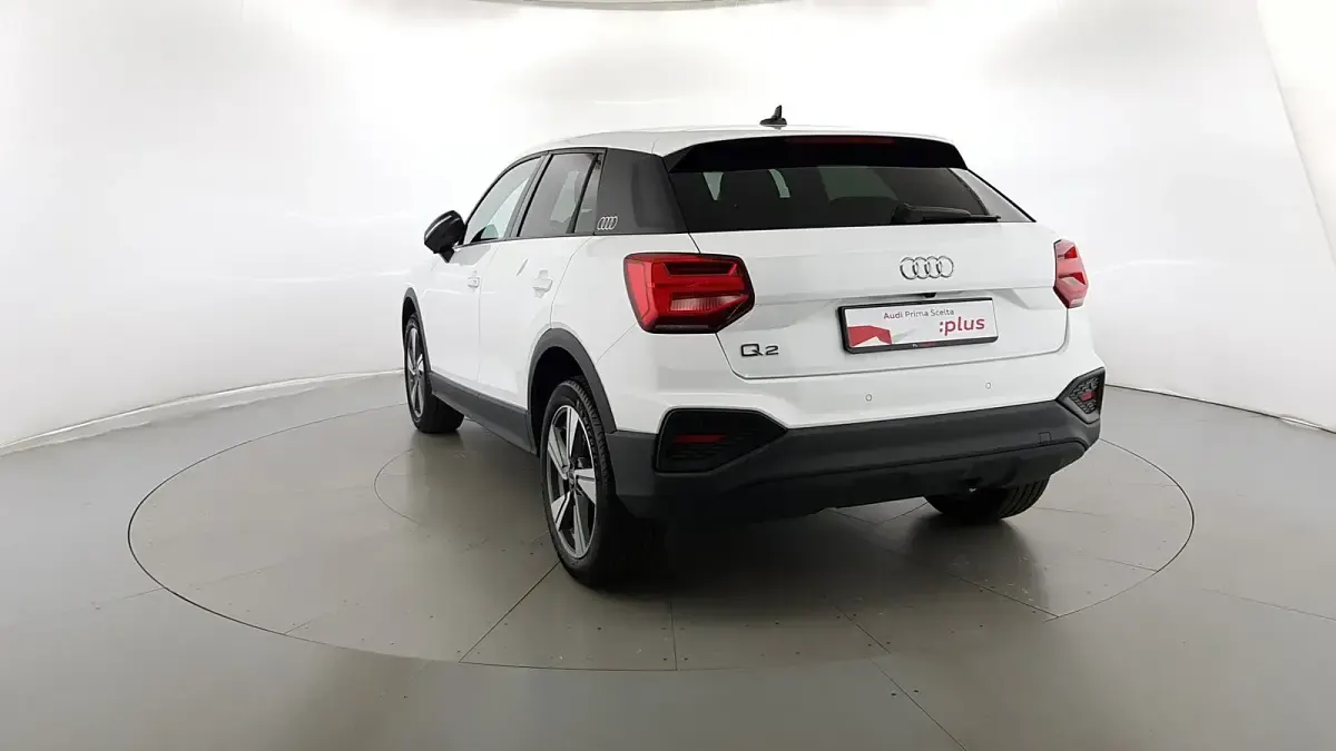 Usata Audi Q2 Admired 150 CV (110 kW) 2023 Bianco SUV