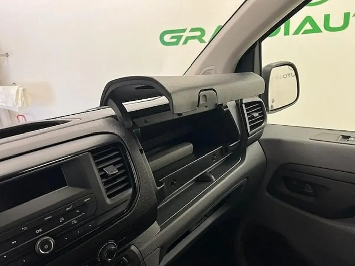 Usata Opel Vivaro-e Combi Enjoy 120 CV (88 kW) 2023 Bianco Monovolume