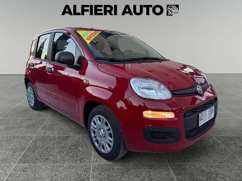 Rosso Nuova 2025 Fiat Panda S Due volumi | 13.200 € - Immagine 1/4