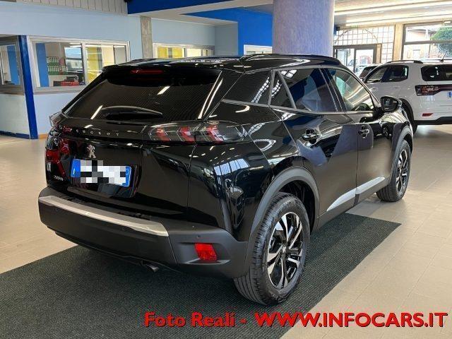 Usato 2023 Peugeot 2008 1.2 Benzin 101 CV (22.490 €)