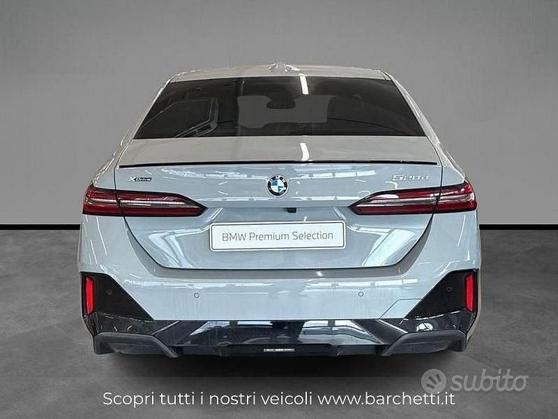 Usata BMW 520 Comfort Edition 197 CV (144 kW) 2024 Grigio Berlina