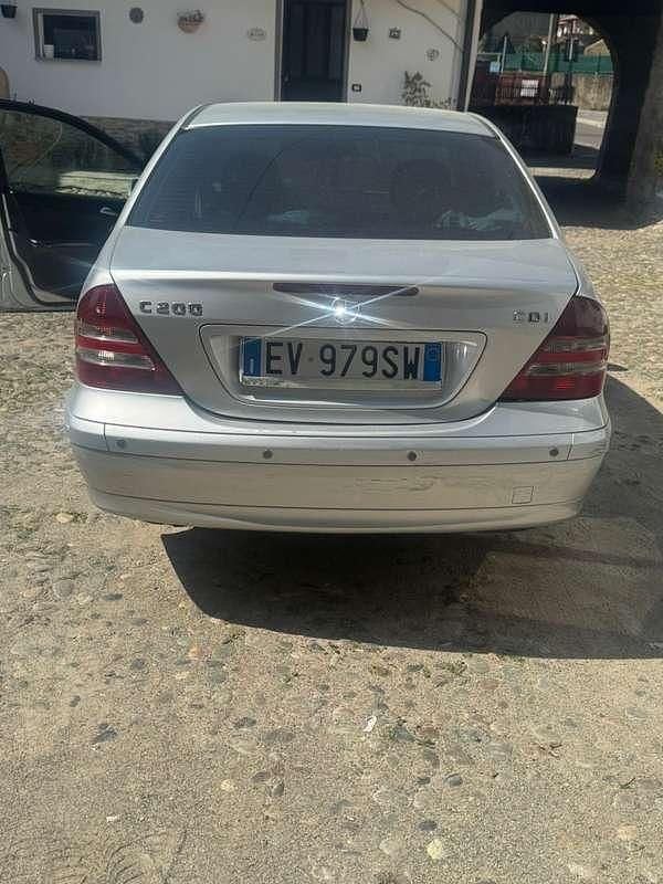 Usata Mercedes C200 Elegance 122 CV (89 kW) 2006 Berlina