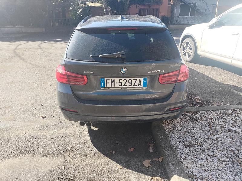 Usata BMW 320 2017 Grigio Station wagon