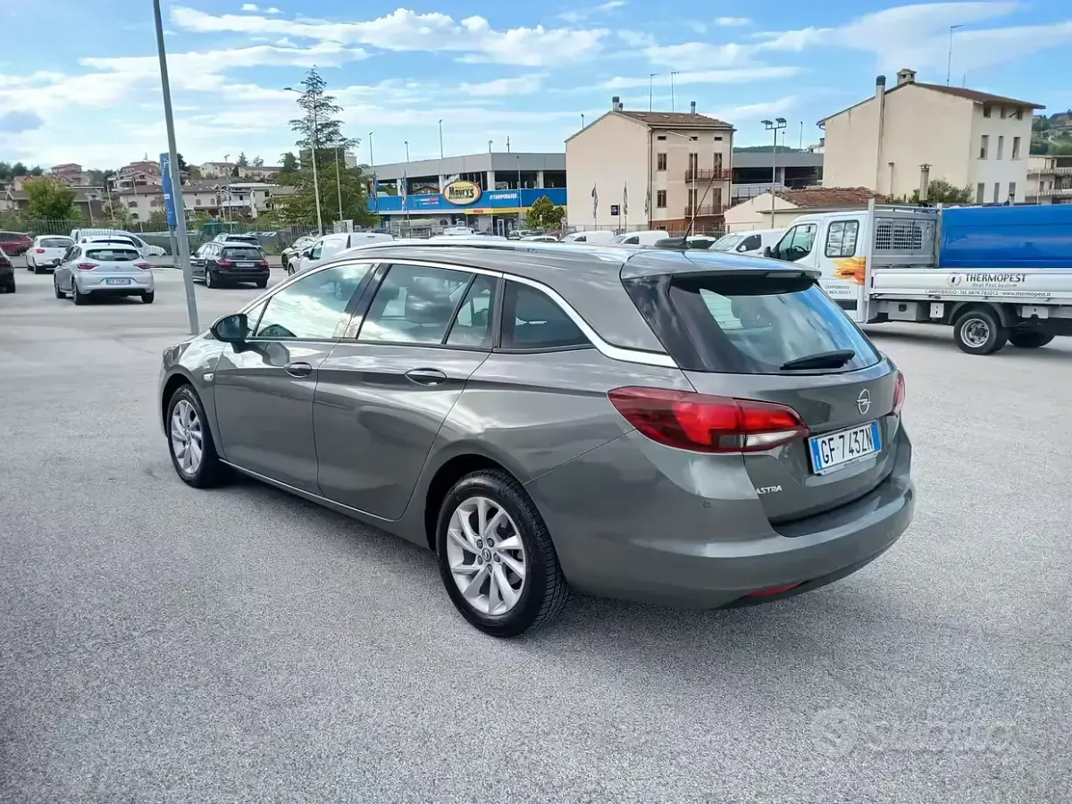 Occasion Opel Astra 122 PK (89 kW) 2021 Grijs Stationwagen