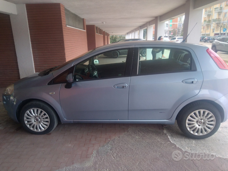 Usato 2008 Fiat Grande Punto 1.3 Diesel (2.500 €)