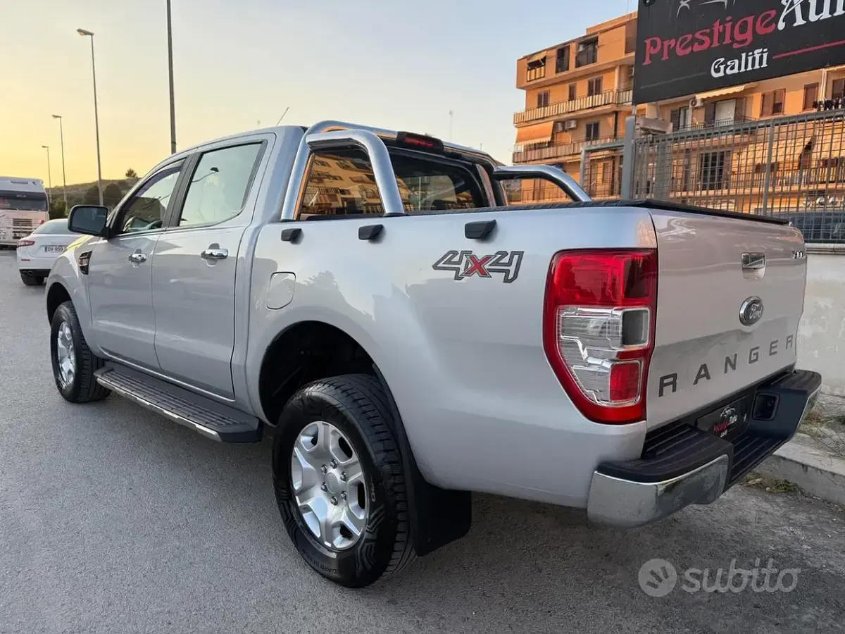 Usata Ford Ranger XL 160 CV (117 kW) 2016 Grigio Pick-up
