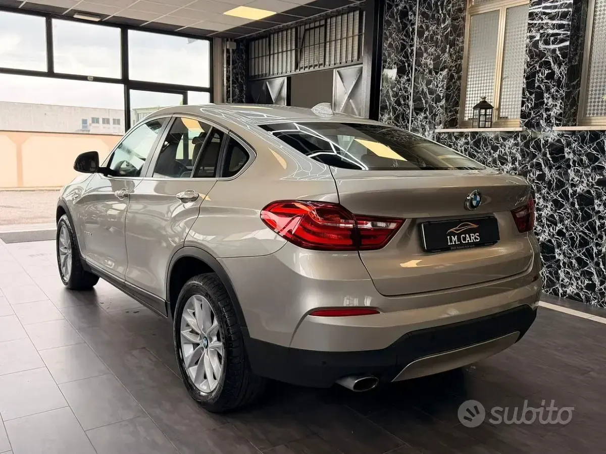 Usata BMW X4 190 CV (139 kW) 2015 Marrone SUV