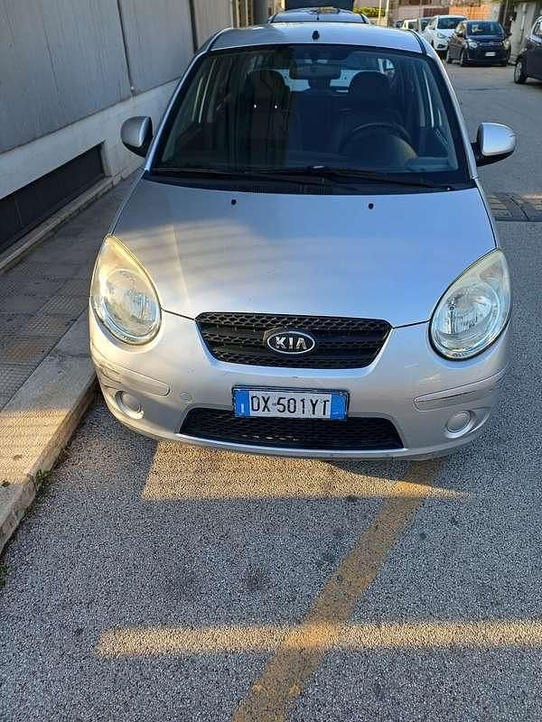 Usata Kia Picanto 60 CV (44 kW) 2009 Utilitaria