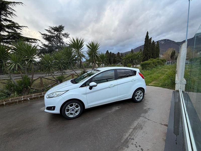Usata Ford Fiesta Titanium 75 CV (55 kW) 2017 Berlina