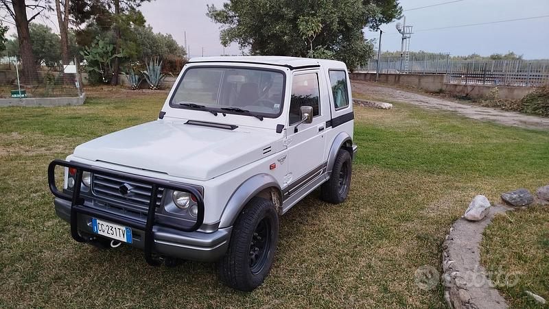Begagnad Suzuki Samurai 2003 Vit SUV
