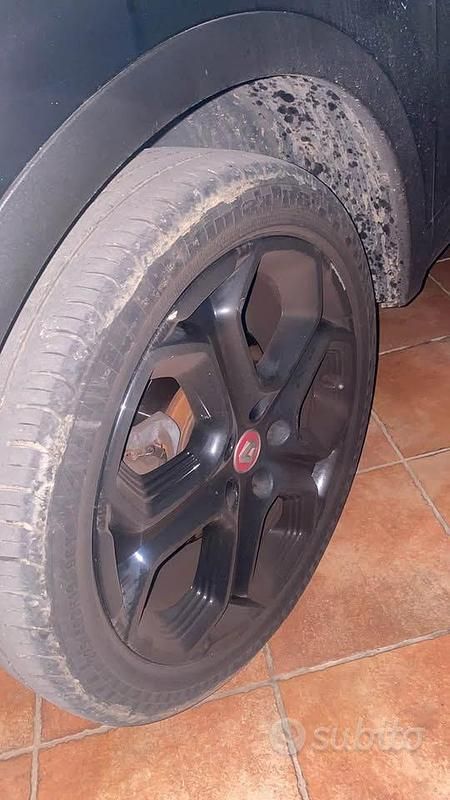 Usata Renault Kadjar 110 CV (80 kW) 2016 Nero SUV