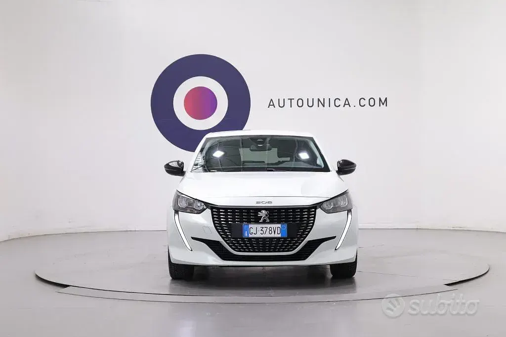 Usata Peugeot 208 Allure 101 CV (74 kW) 2022 Bianco Utilitaria