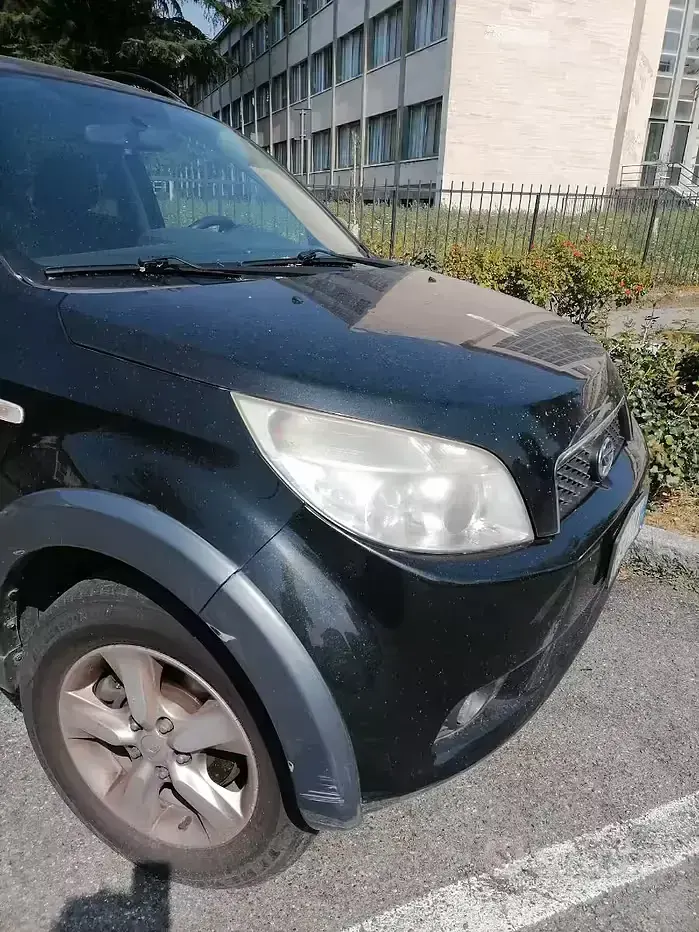 Usata Daihatsu Terios 86 CV (63 kW) 2010 Nero SUV