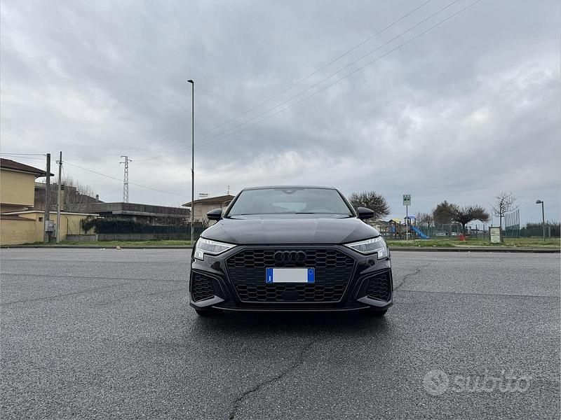 Usata Audi A3 S-Line 116 CV (85 kW) 2022 Nero Berlina