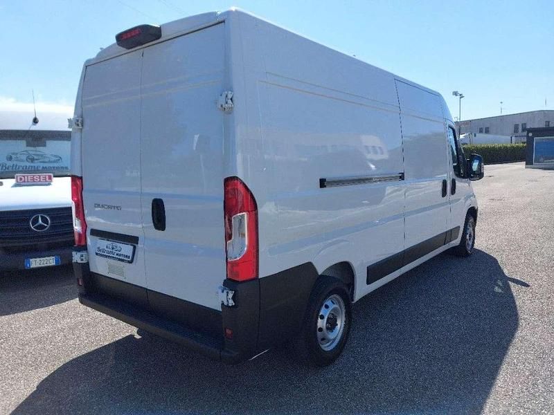 Usata Fiat Ducato 33 120 CV (88 kW) 2022 Bianco Furgone