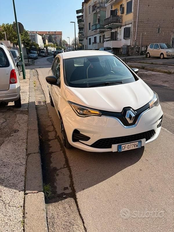 Usata Renault Zoe 80 kW (109 CV) 2021 Bianco Utilitaria