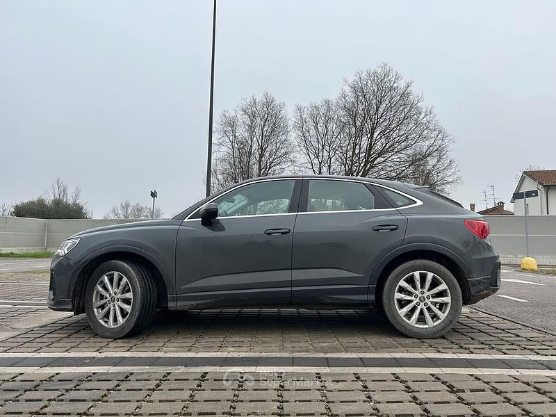 Usata Audi Q3 Business Plus 150 CV (110 kW) 2025 Grigio SUV