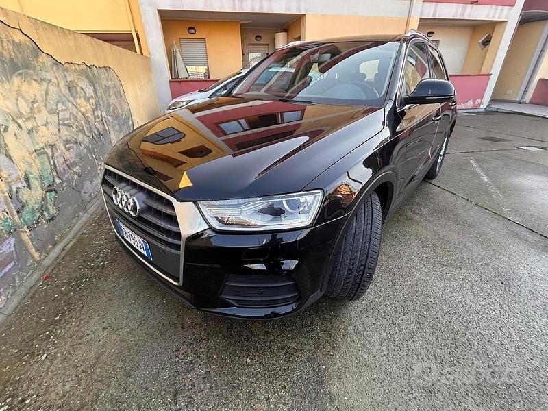 Nero Usata 2015 Audi Q3 SUV | 13.900 € (Buon prezzo) - Immagine 1/4