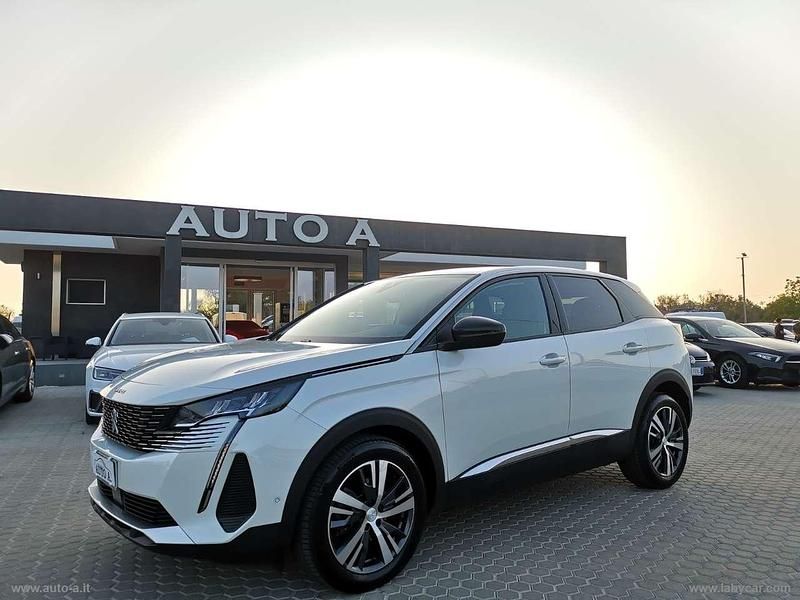 Bianco Usata 2022 Peugeot 3008 Allure SUV | 19.900 € (Buon prezzo) - Immagine 1/4