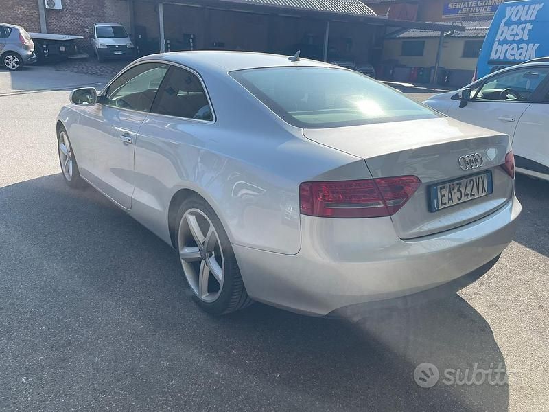 Usata Audi A5 170 CV (125 kW) 2010 Grigio Coupé