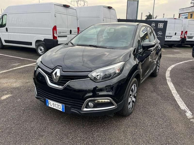 Nero Usata 2017 Renault Captur Intens SUV | 9990 € (Ottimo prezzo) - Immagine 1/4