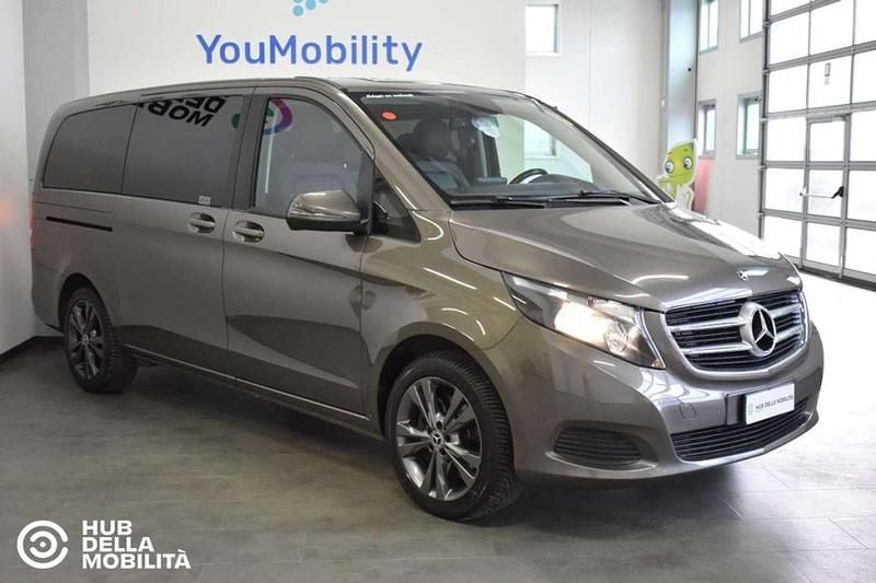 Usata Mercedes V200 Executive 136 CV (100 kW) 2018 Grigio Monovolume