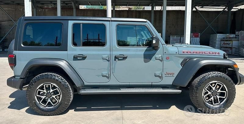 Usado Jeep Wrangler Rubicon 272 HP (200 kW) 2024 Verde SUV