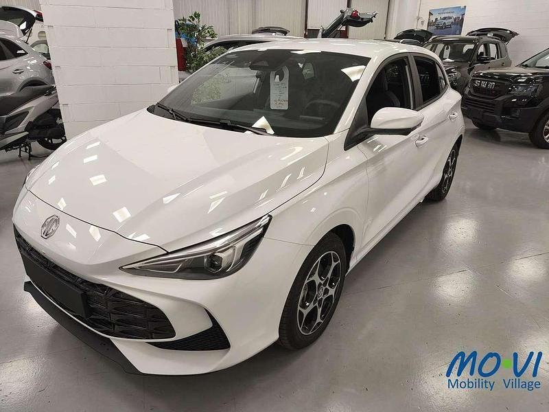 Nuova MG MG3 Luxury 194 CV (142 kW) 2026 Bianco Utilitaria