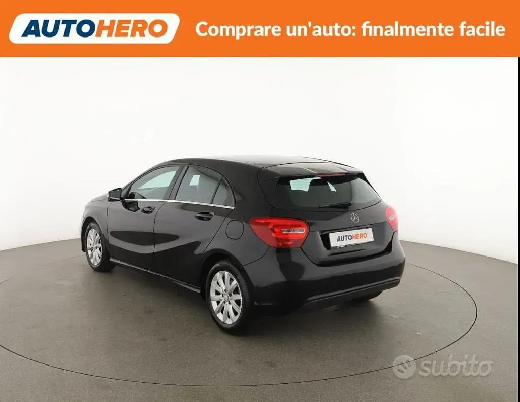 Usata Mercedes A160 Business 90 CV (66 kW) 2017 Nero Utilitaria