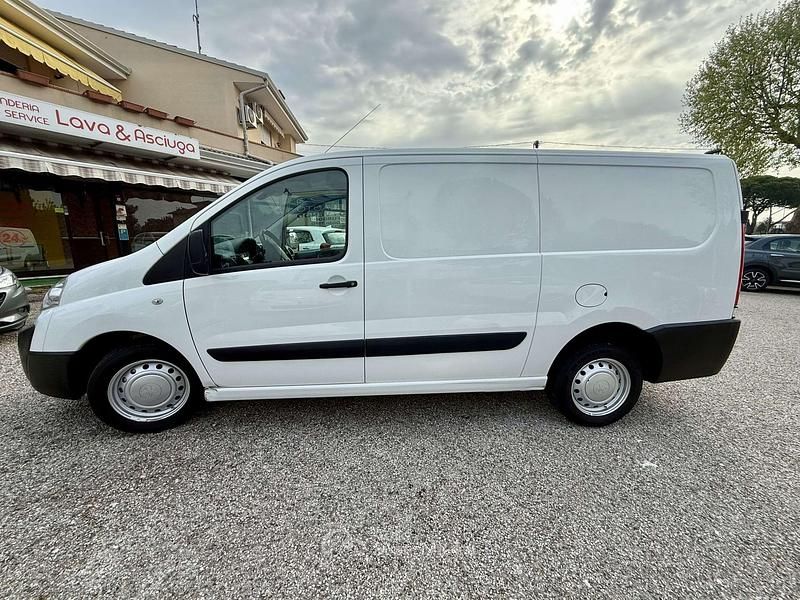 Usata Peugeot Expert 128 CV (94 kW) 2012 Bianco Furgone