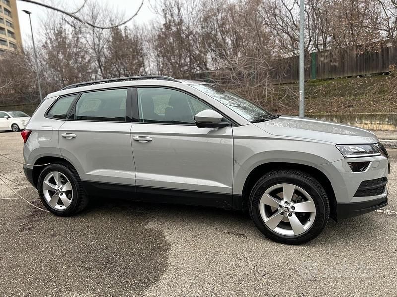 Usata Skoda Karoq Style 116 CV (85 kW) 2018 Grigio SUV