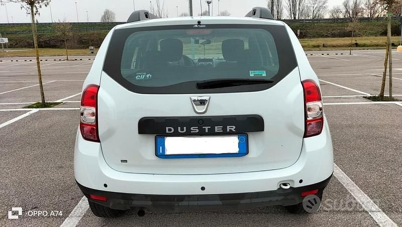Usata Dacia Duster 114 CV (83 kW) 2016 Bianco Station wagon