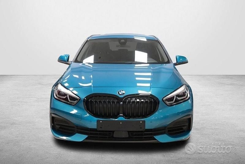 Usata BMW 116 Advantage 110 CV (80 kW) 2023 Blu Utilitaria
