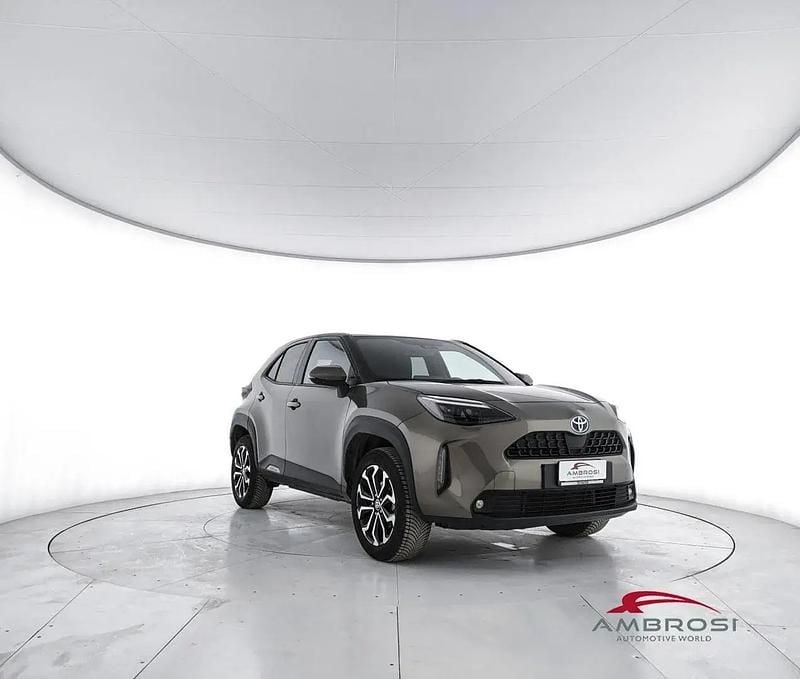 Usata Toyota Yaris Cross Active 92 CV (67 kW) 2022 Verde SUV