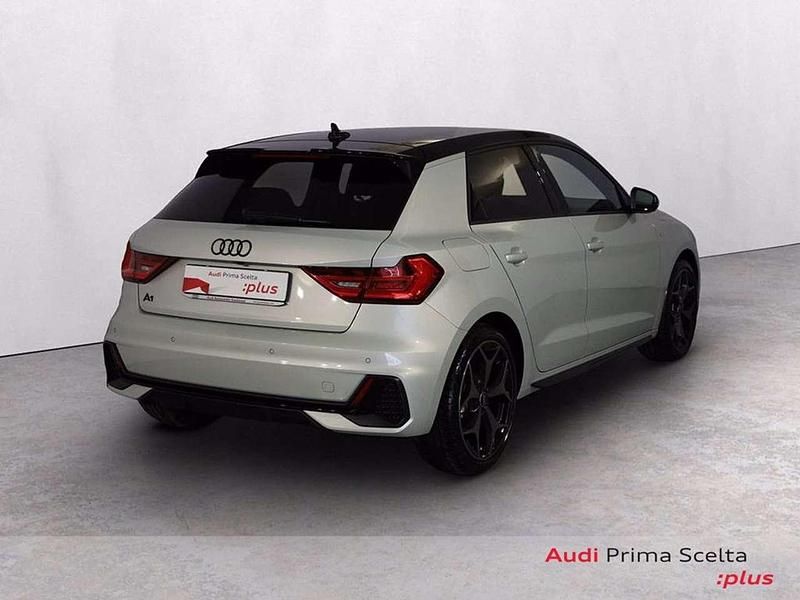 Nuova Audi A1 Sportback 116 CV (85 kW) 2025 Argento cavo metallizzato nero Utilitaria