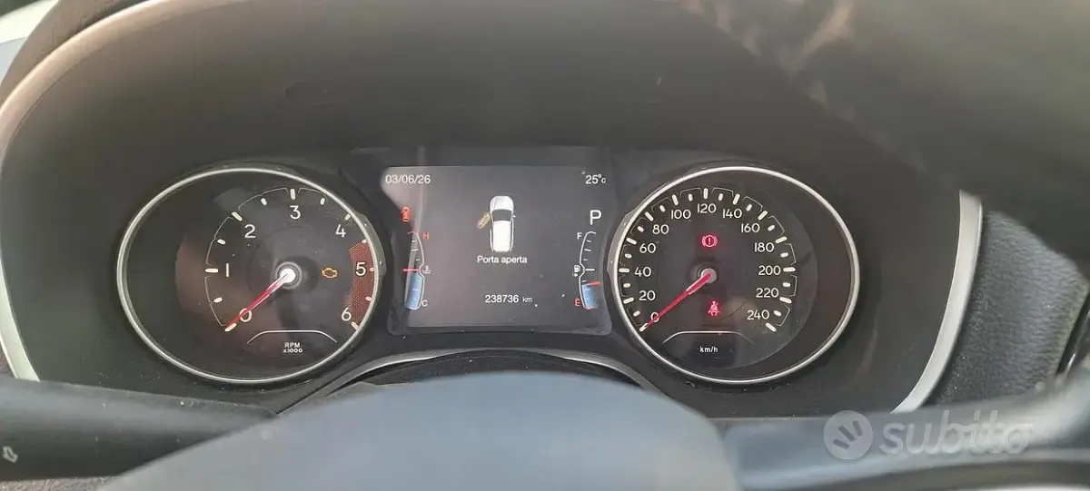 Usata Jeep Compass 140 CV (102 kW) 2018 Nero SUV