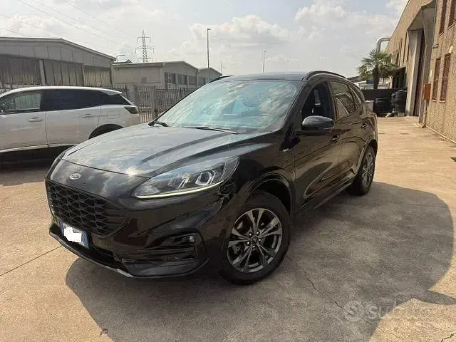 Usata Ford Kuga ST-Line 152 CV (111 kW) 2022 Nero SUV