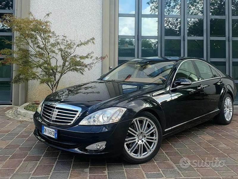 Nero Usata 2008 Mercedes S320 Tre volumi | 15.000 € - Immagine 1/4