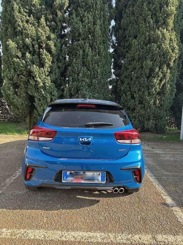 Usata Kia Rio GT-Line 101 CV (74 kW) 2023 Berlina