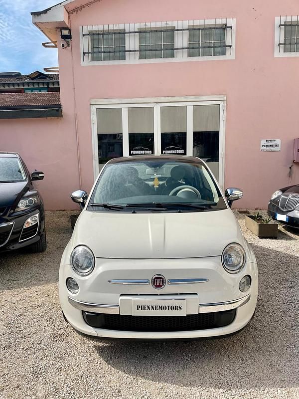 Usata Fiat 500 Lounge 95 CV (69 kW) 2014 Bianco Berlina