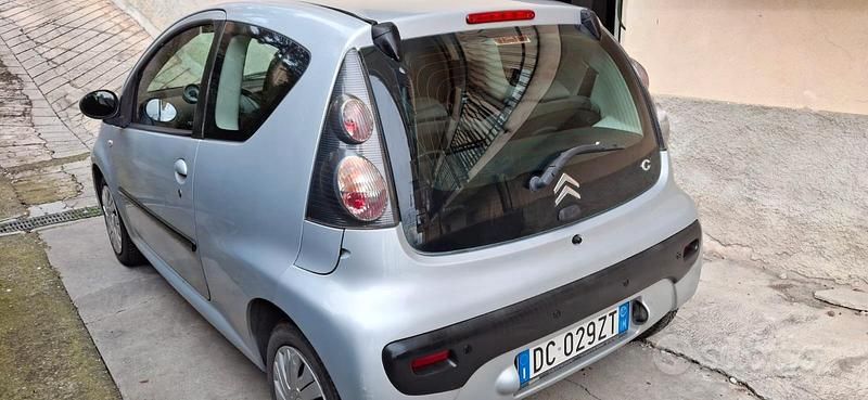 Usata Citroën C1 68 CV (50 kW) 2007 Grigio Utilitaria