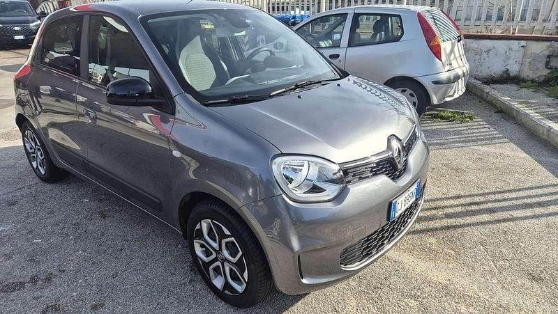 Usata Renault Twingo Equilibre 30 kW (42 CV) 2022 Utilitaria