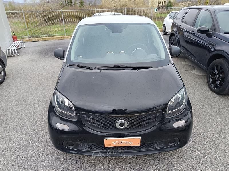 Usata Smart ForFour 71 CV (52 kW) 2016 Nero Utilitaria
